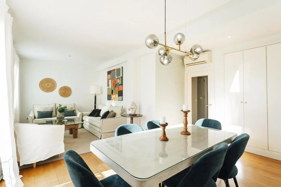 Minty Stay 3Bd Apartment - Triana location