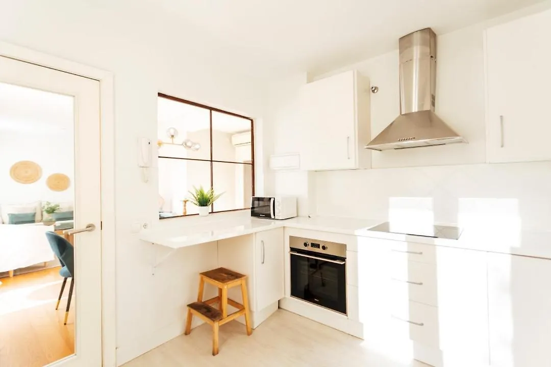Minty Stay 3Bd Apartment - Triana Seville 0*,  Spain